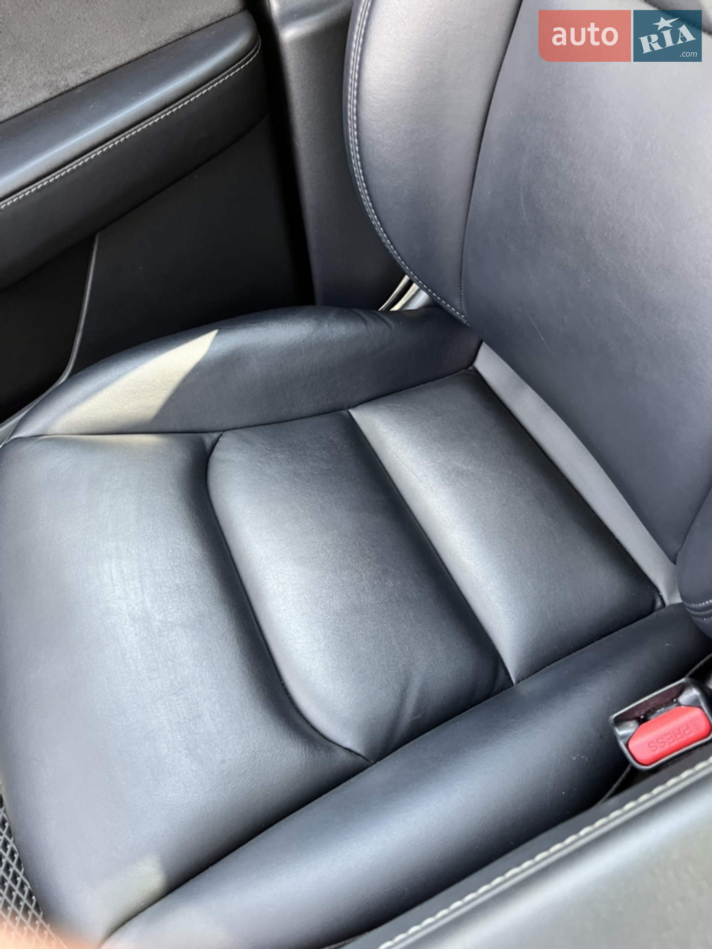 2020 Tesla Model Y - мініатюра 36