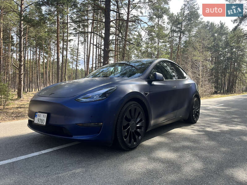 Позашляховик / Кросовер Tesla Model Y 2020 в Києві