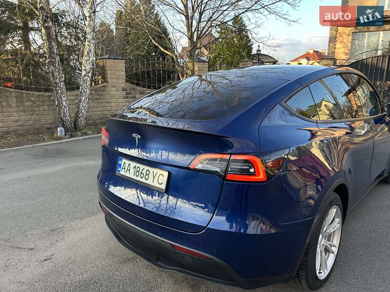 Внедорожник / Кроссовер Tesla Model Y 2021 в Киеве
