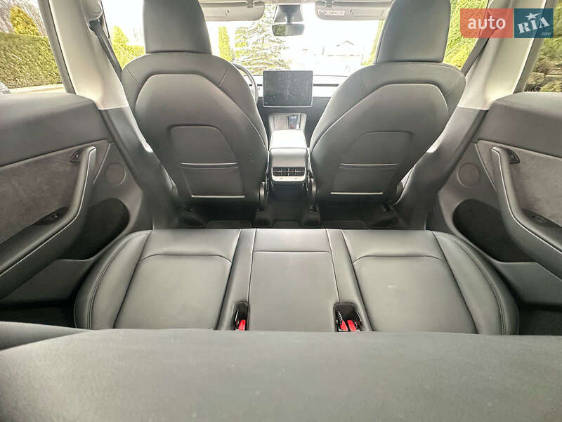 Внедорожник / Кроссовер Tesla Model Y 2022 в Долине фото 18 Внедорожник / Кроссовер Tesla Model Y 2022 в Долине