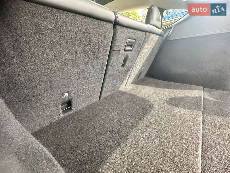 Внедорожник / Кроссовер Tesla Model Y 2022 в Долине фото 42 Внедорожник / Кроссовер Tesla Model Y 2022 в Долине