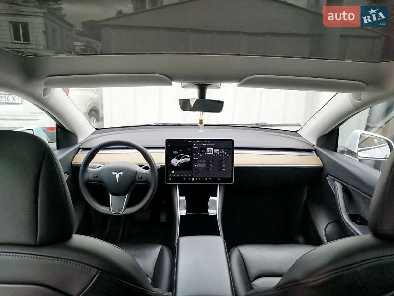 Внедорожник / Кроссовер Tesla Model Y 2020 в Киеве
