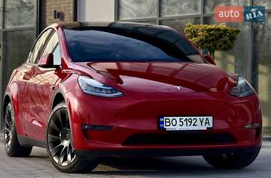 Позашляховик / Кросовер Tesla Model Y 2021 в 
