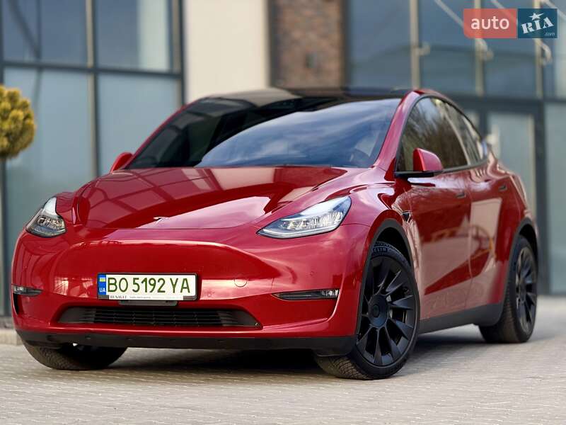 Позашляховик / Кросовер Tesla Model Y 2021 в 