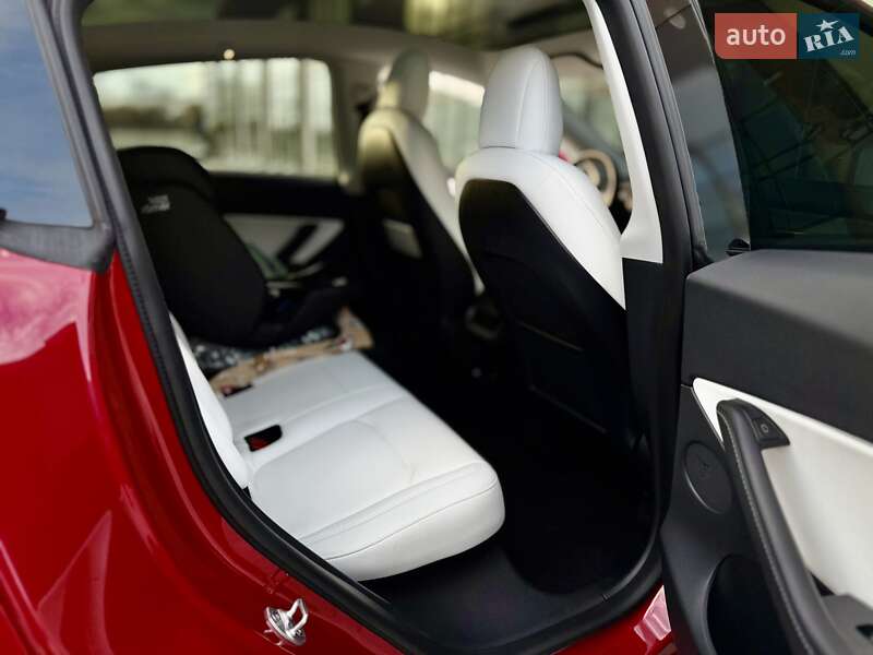 Внедорожник / Кроссовер Tesla Model Y 2021 в Тернополе фото 57 Внедорожник / Кроссовер Tesla Model Y 2021 в Тернополе