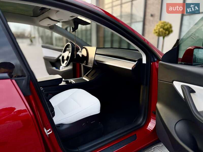 Внедорожник / Кроссовер Tesla Model Y 2021 в Тернополе фото 61 Внедорожник / Кроссовер Tesla Model Y 2021 в Тернополе