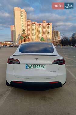 Внедорожник / Кроссовер Tesla Model Y 2022 в 