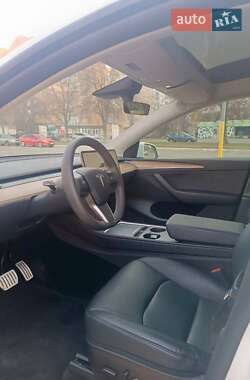 Внедорожник / Кроссовер Tesla Model Y 2022 в 