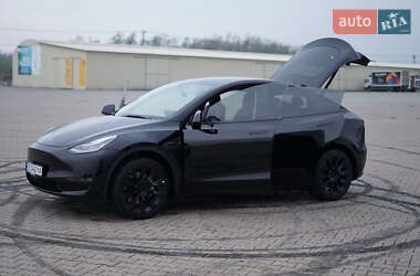 Внедорожник / Кроссовер Tesla Model Y 2022 в 