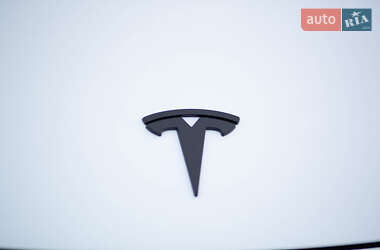 Позашляховик / Кросовер Tesla Model Y 2021 в Вінниці