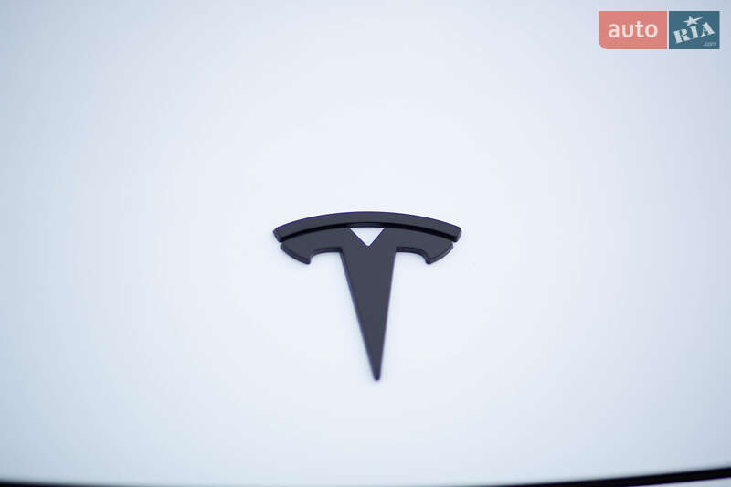 Внедорожник / Кроссовер Tesla Model Y 2021 в Виннице