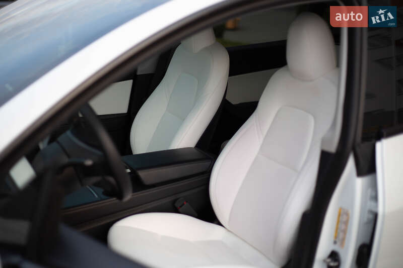 Внедорожник / Кроссовер Tesla Model Y 2021 в Виннице