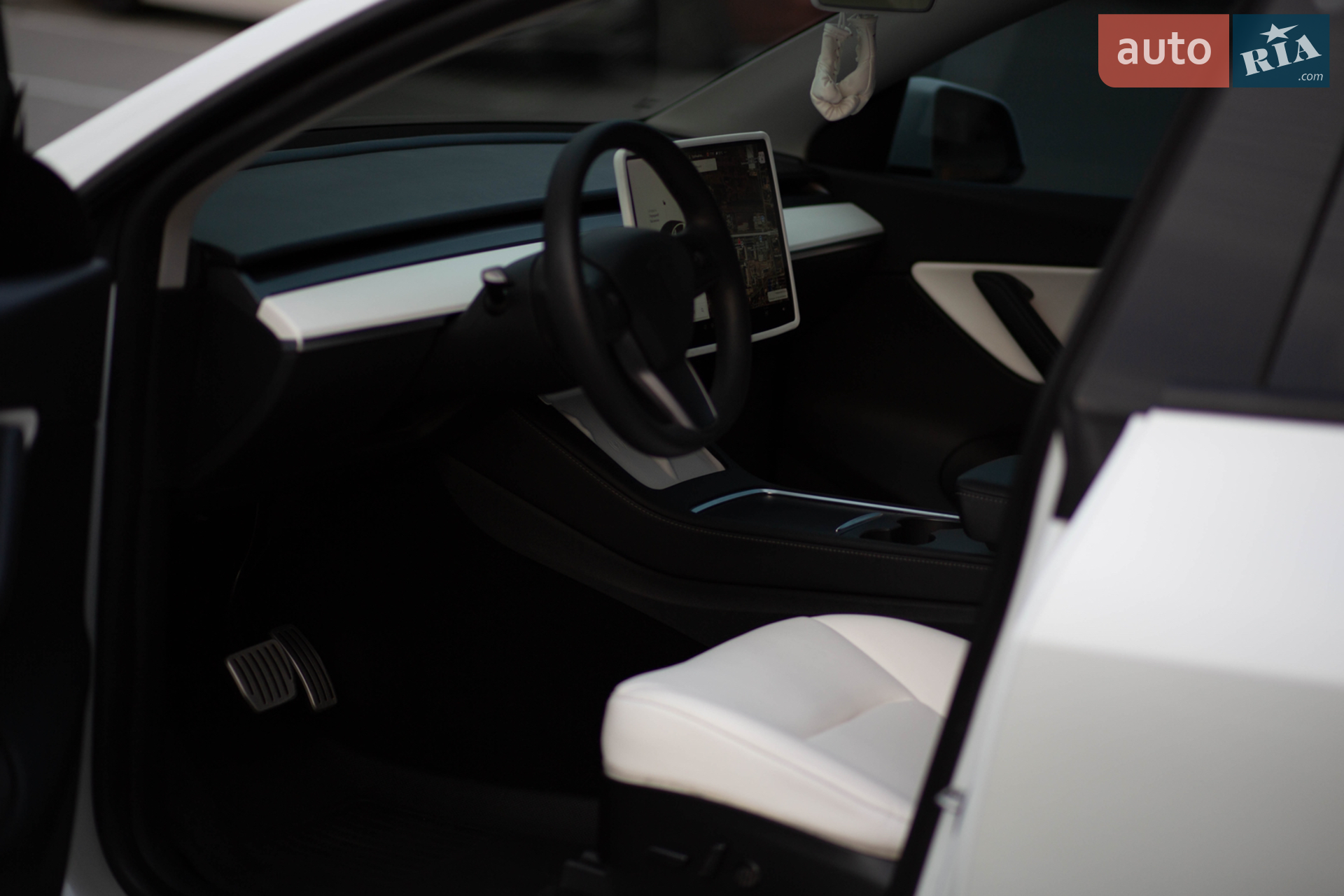 2021 Tesla Model Y - мініатюра 33
