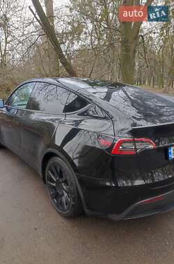 Позашляховик / Кросовер Tesla Model Y 2022 в 