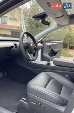 Внедорожник / Кроссовер Tesla Model Y 2023 в 