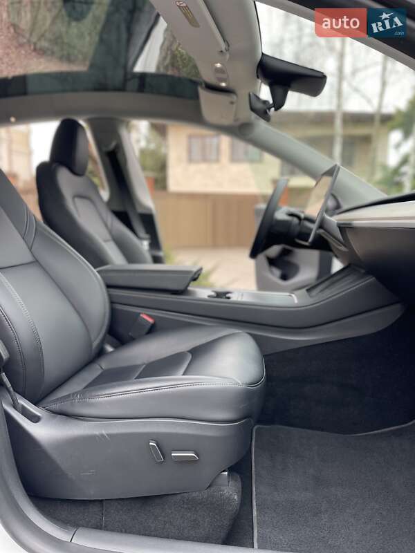 Внедорожник / Кроссовер Tesla Model Y 2023 в Одессе