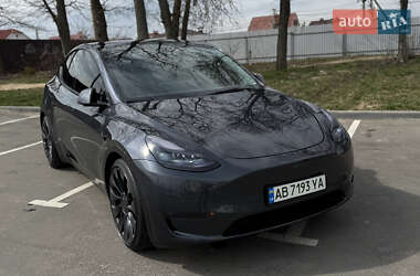 Внедорожник / Кроссовер Tesla Model Y 2021 в 