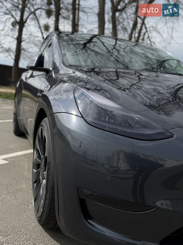 Внедорожник / Кроссовер Tesla Model Y 2021 в Виннице