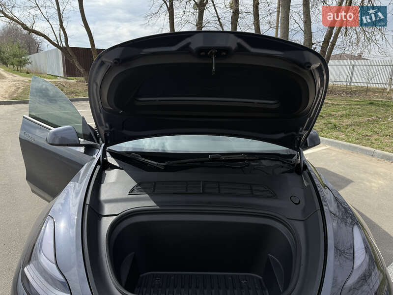 Внедорожник / Кроссовер Tesla Model Y 2021 в Виннице
