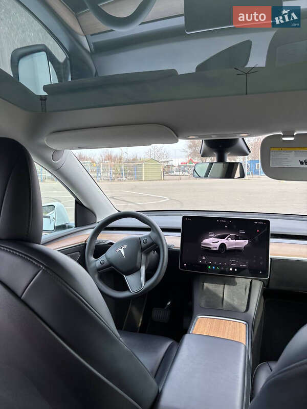 Внедорожник / Кроссовер Tesla Model Y 2023 в Днепре фото 15 Внедорожник / Кроссовер Tesla Model Y 2023 в Днепре