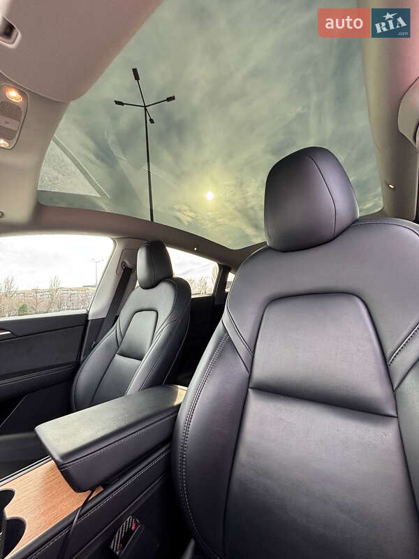 Внедорожник / Кроссовер Tesla Model Y 2023 в Днепре фото 32 Внедорожник / Кроссовер Tesla Model Y 2023 в Днепре