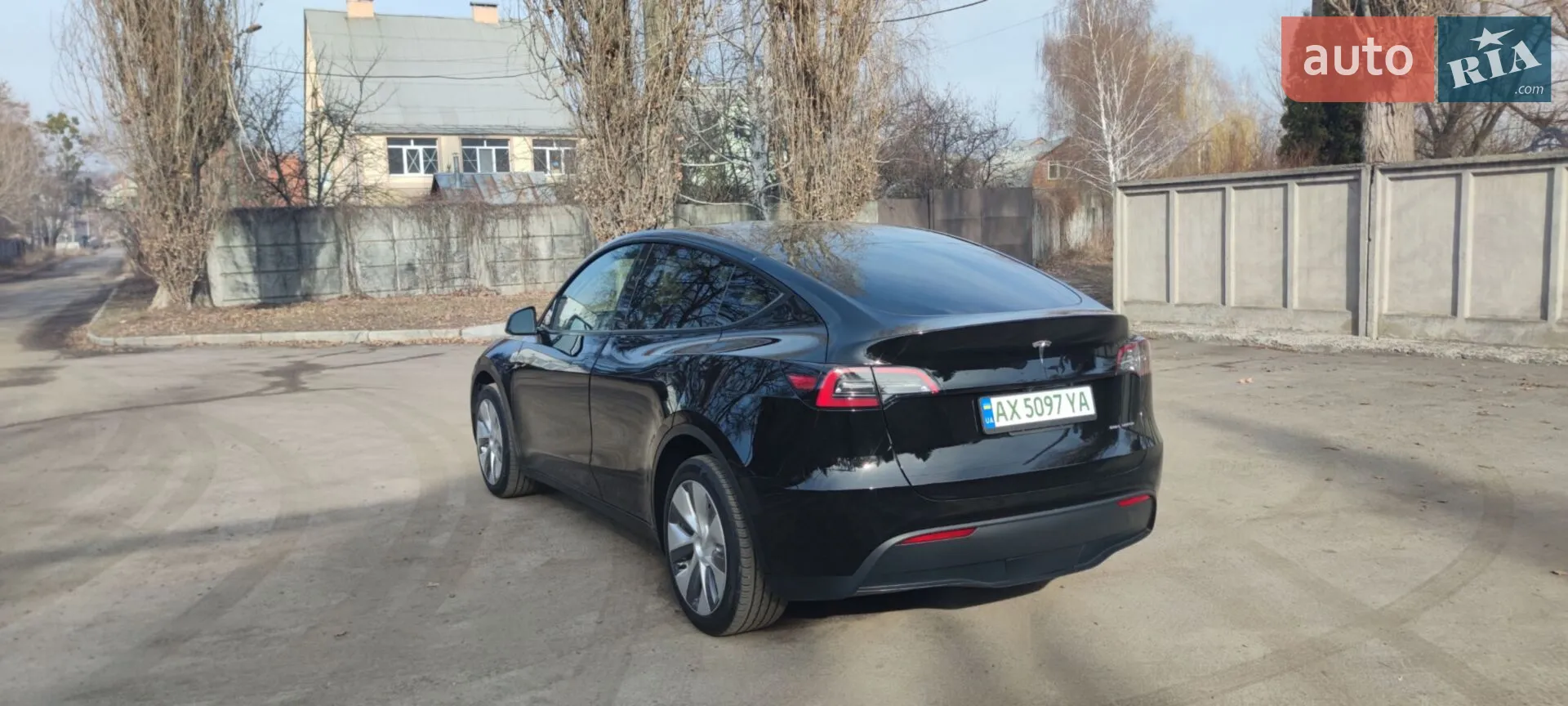 2023 Tesla Model Y - мініатюра 4
