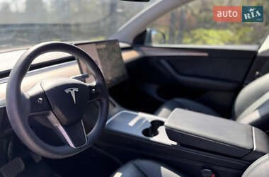 Позашляховик / Кросовер Tesla Model Y 2023 в 