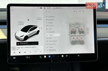 Позашляховик / Кросовер Tesla Model Y 2022 в 