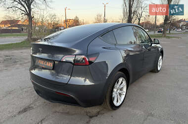 Позашляховик / Кросовер Tesla Model Y 2023 в 