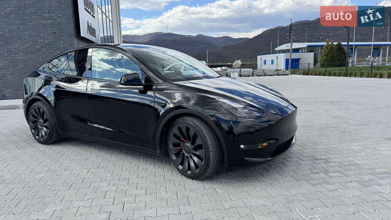 Внедорожник / Кроссовер Tesla Model Y 2021 в Хусте