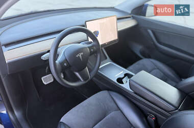 Внедорожник / Кроссовер Tesla Model Y 2021 в 
