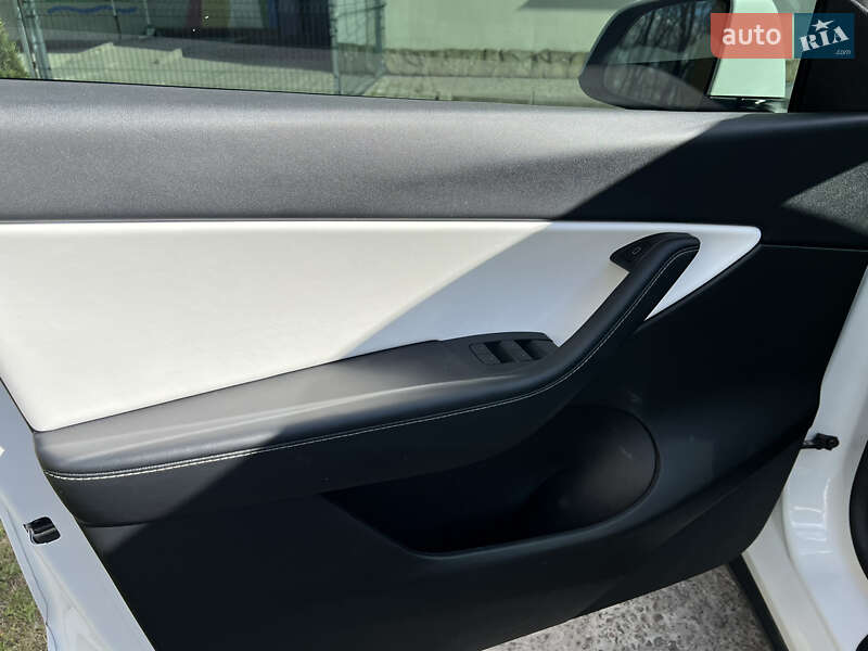 Внедорожник / Кроссовер Tesla Model Y 2021 в Львове фото 7 Внедорожник / Кроссовер Tesla Model Y 2021 в Львове