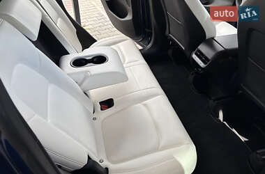 Позашляховик / Кросовер Tesla Model Y 2021 в 