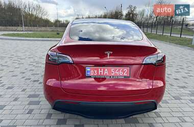 Внедорожник / Кроссовер Tesla Model Y 2021 в 