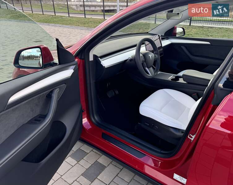 Внедорожник / Кроссовер Tesla Model Y 2021 в Ковеле