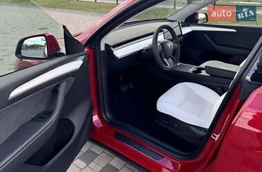 Внедорожник / Кроссовер Tesla Model Y 2021 в 