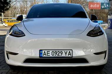 Внедорожник / Кроссовер Tesla Model Y 2022 в 