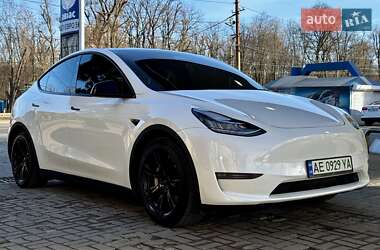 Внедорожник / Кроссовер Tesla Model Y 2022 в 