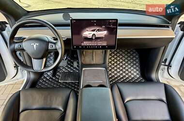 Внедорожник / Кроссовер Tesla Model Y 2022 в 