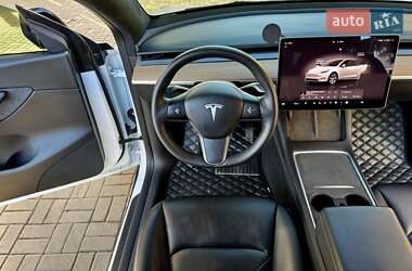 Внедорожник / Кроссовер Tesla Model Y 2022 в 