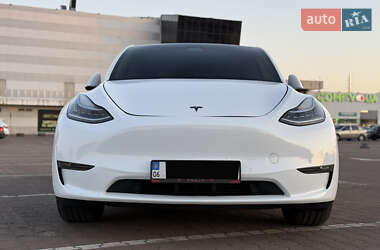 Внедорожник / Кроссовер Tesla Model Y 2022 в 