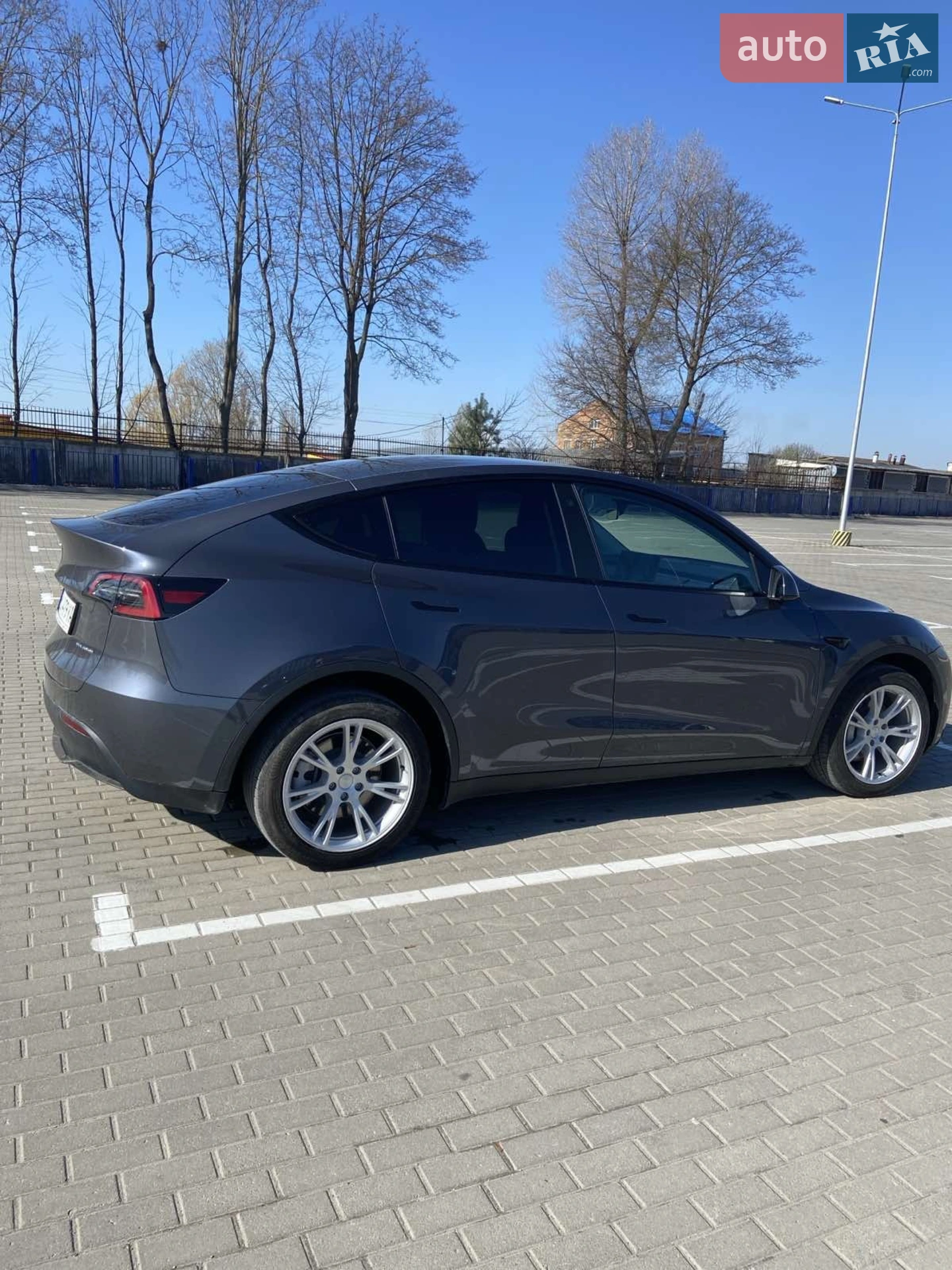 2022 Tesla Model Y - мініатюра 19