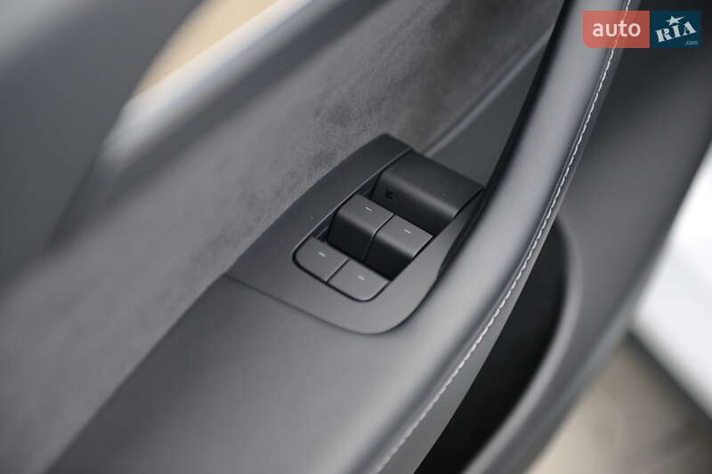 Внедорожник / Кроссовер Tesla Model Y 2022 в Мукачево фото 23 Внедорожник / Кроссовер Tesla Model Y 2022 в Мукачево