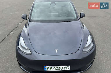 Внедорожник / Кроссовер Tesla Model Y 2023 в 