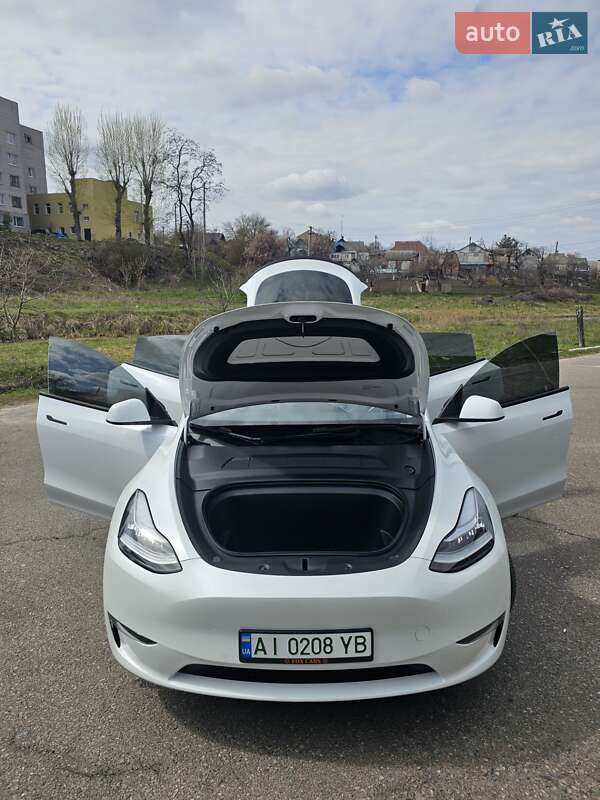 Внедорожник / Кроссовер Tesla Model Y 2022 в Киеве