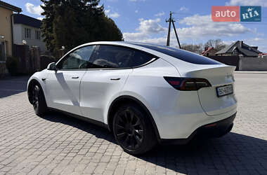 Внедорожник / Кроссовер Tesla Model Y 2024 в 