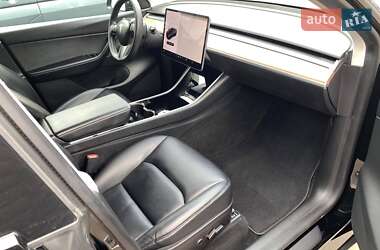 Внедорожник / Кроссовер Tesla Model Y 2021 в 