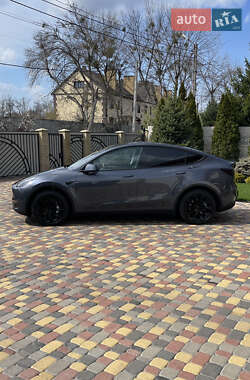 Внедорожник / Кроссовер Tesla Model Y 2023 в 