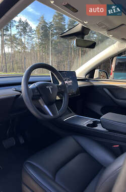 Внедорожник / Кроссовер Tesla Model Y 2022 в 