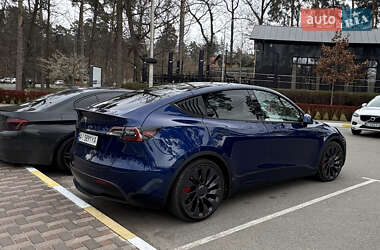 Внедорожник / Кроссовер Tesla Model Y 2023 в 
